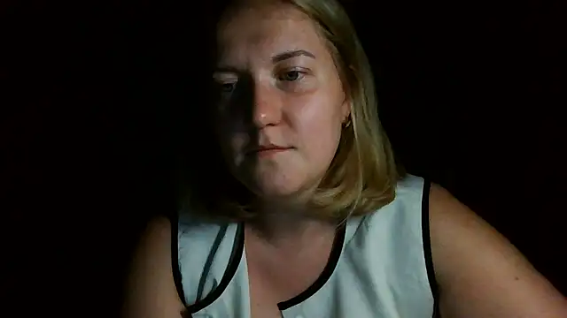 Snapshot of TinaKittyX chatting on 06.29.26 TinaKittyX online show from 06.29.26