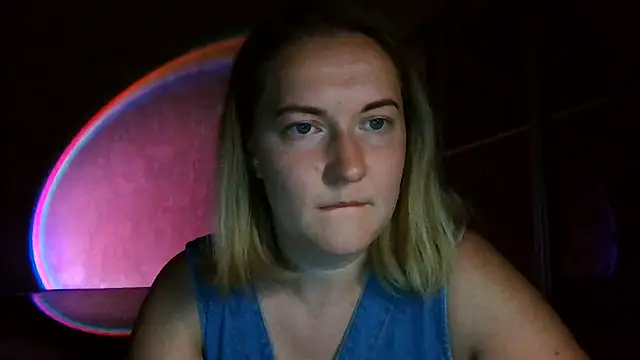 Snapshot of TinaKittyX chatting on 07.22.26 TinaKittyX online show from 07.22.26