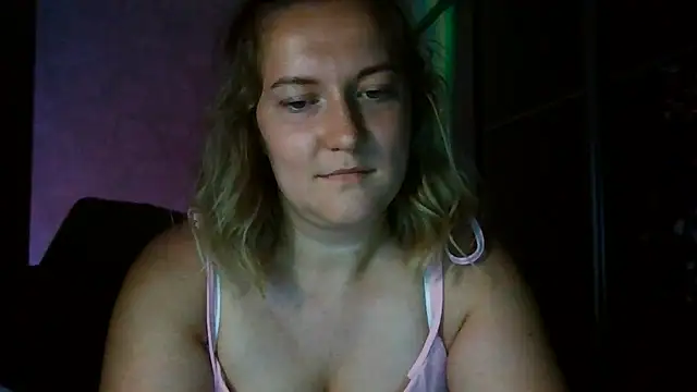 Snapshot of TinaKittyX chatting on 07.28.26 TinaKittyX online show from 07.28.26
