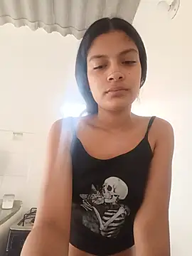 Snapshot of Lyra_Siren chatting on 05.19.26 Lyra Siren online show from 05.19.26