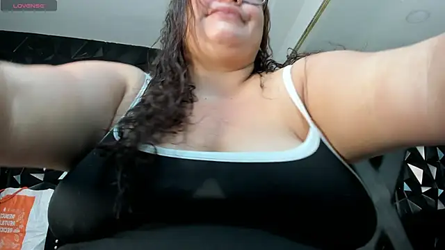 Snapshot of AbbyRogers1 chatting on 05.28.26 AbbyRogers1 online show from 05.28.26