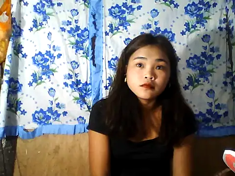 Snapshot of AsianPinay18 chatting on 04.06.26 AsianPinay18 online show from 04.06.26
