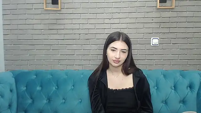 RebeccaMosc online show from 04.03.26