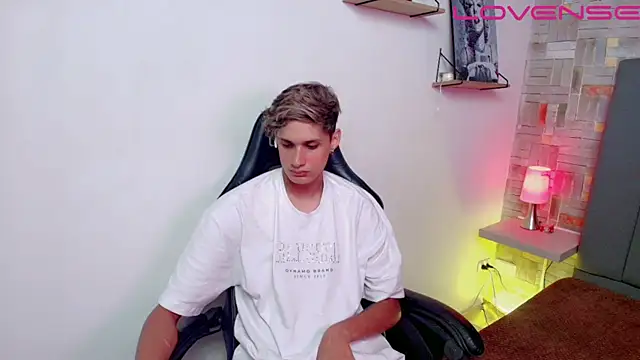 flaquito    online show from 04.04.26