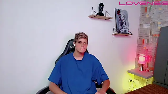 flaquito    online show from 04.05.26