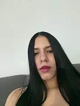 Snapshot of IsabelaRivers chatting on 05.20.26 IsabelaRivers online show from 05.20.26