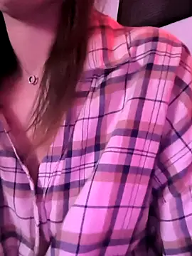 Snapshot of ulika_200419 chatting on 04.04.26 ulika 200419 online show from 04.04.26