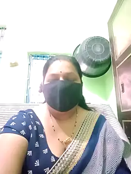 Snapshot of PINKI_024 chatting on 04.23.26 PINKI 024 online show from 04.23.26