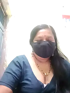 Snapshot of PINKI_024 chatting on 04.29.26 PINKI 024 online show from 04.29.26