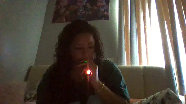 Snapshot of madzbailey chatting on 07.13.26 madzbailey online show from 07.13.26