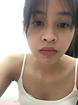 Snapshot of Yenlisu3Zie chatting on 04.16.26 Yenlisu3Zie online show from 04.16.26