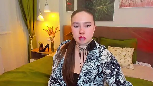 Sienna Spice online show from 04.11.26