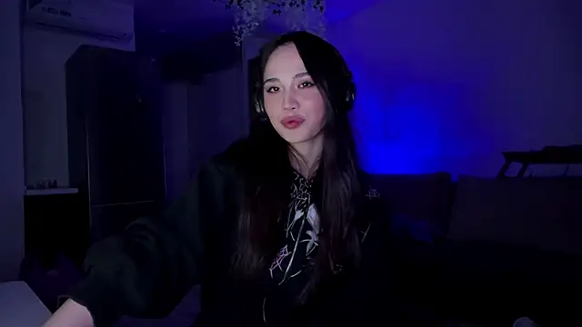 Snapshot of Elizabetswan chatting on 04.10.26 Elizabetswan online show from 04.10.26