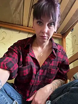 Snapshot of Bella_heart chatting on 04.10.26 Bella heart online show from 04.10.26