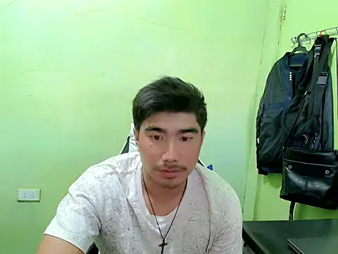 Snapshot of Hunkfireman chatting on 06.04.26 Hunkfireman online show from 06.04.26
