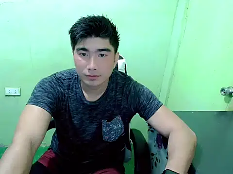 Snapshot of Hunkfireman chatting on 07.20.26 Hunkfireman online show from 07.20.26