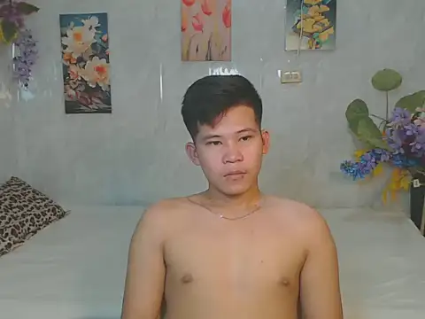 ur bigcockeziekiel online show from 04.24.26