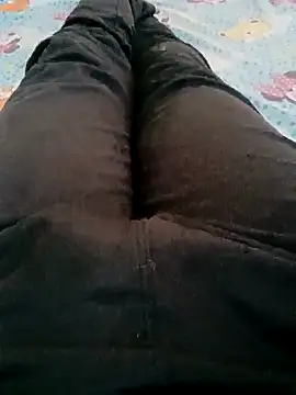 Snapshot of rajsinghfucking chatting on 04.11.26 rajsinghfucking online show from 04.11.26