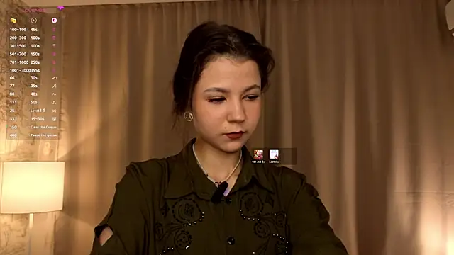 Snapshot of SheliaBinkley chatting on 06.13.26 SheliaBinkley online show from 06.13.26