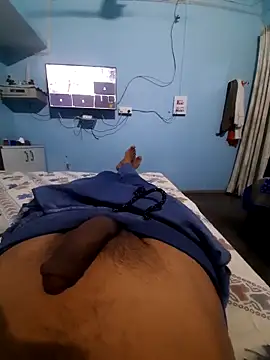 Snapshot of volcanojatt00 chatting on 04.11.26 volcanojatt00 online show from 04.11.26