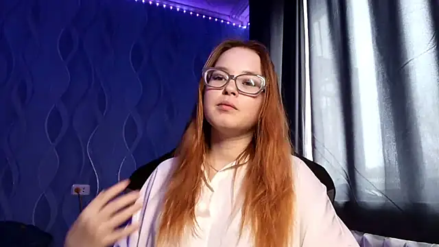 Snapshot of Sheriscute chatting on 04.06.26 Sheriscute online show from 04.06.26