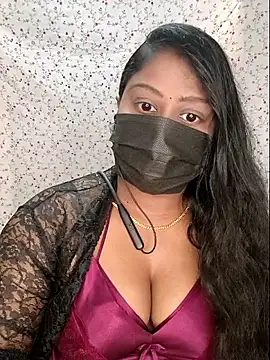 Snapshot of Romantic_Woman chatting on 05.16.26 Romantic Woman online show from 05.16.26