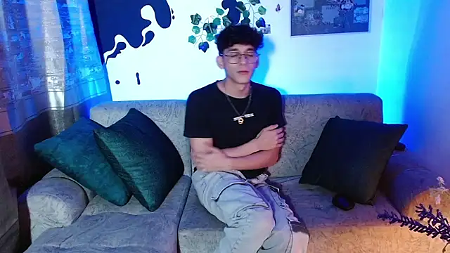 Alazbel8 online show from 04.27.26