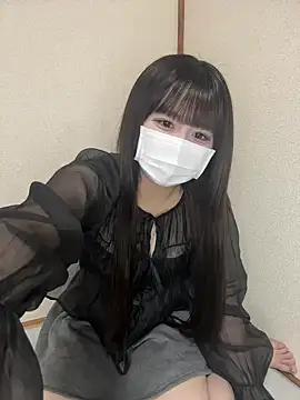 Snapshot of ema_nico chatting on 04.10.26 ema nico online show from 04.10.26