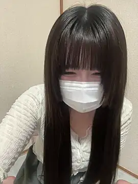 Snapshot of ema_nico chatting on 04.16.26 ema nico online show from 04.16.26