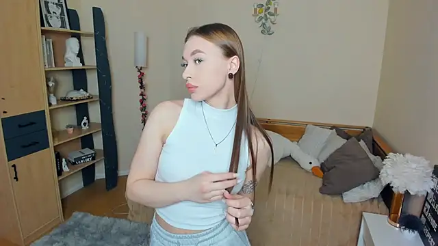 SangVivolo online show from 04.10.26