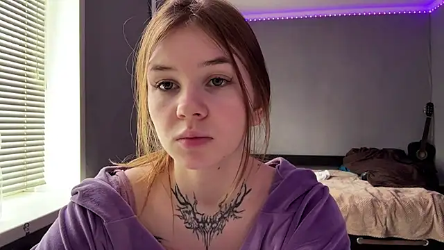 KellyRose online show from 04.05.26