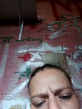 Snapshot of Skymadison6 chatting on 04.14.26 Skymadison6 online show from 04.14.26