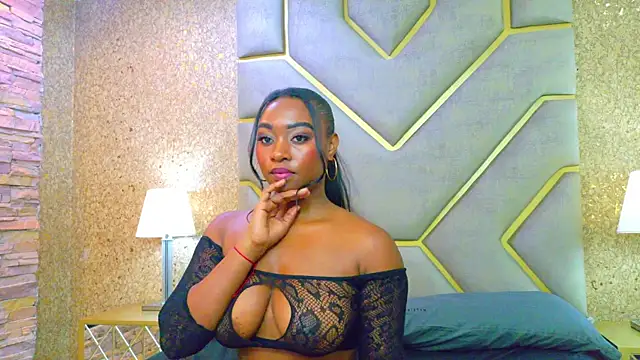 AiraLuna online show from 04.07.26