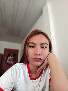 Snapshot of Leticia_Hinkley_ chatting on 06.25.26 Leticia Hinkley online show from 06.25.26