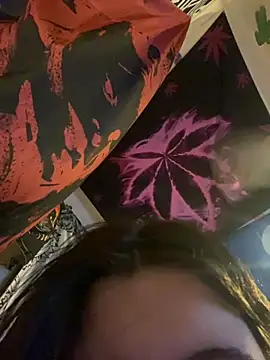 Snapshot of avery__1 chatting on 04.14.26 avery 1 online show from 04.14.26