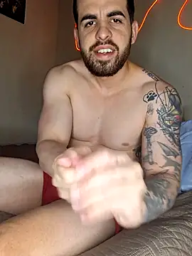 Snapshot of leoxxxgato chatting on 06.19.26 leoxxxgato online show from 06.19.26