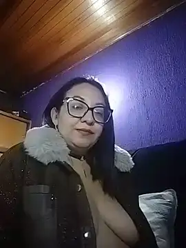 Snapshot of Samanta_dreak chatting on 04.16.26 Samanta dreak online show from 04.16.26