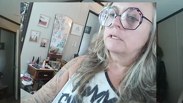 Blondejenn online show from 04.23.26