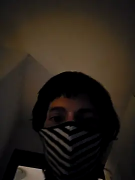 Snapshot of Wayuphornybttm chatting on 04.05.26 Wayuphornybttm online show from 04.05.26