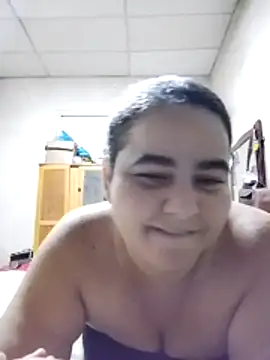 Snapshot of Golositadeamor chatting on 06.14.26 Golositadeamor online show from 06.14.26