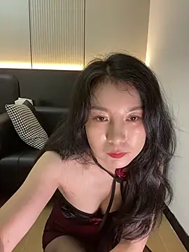 Snapshot of HY-QIAN chatting on 06.27.26 HY-QIAN online show from 06.27.26