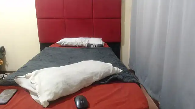 Snapshot of SexyBooty_xx chatting on 06.19.26 SexyBooty xx online show from 06.19.26