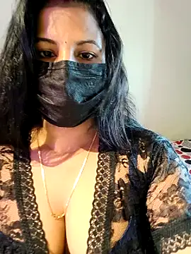 Snapshot of Hot_Alicee chatting on 05.20.26 Hot Alicee online show from 05.20.26