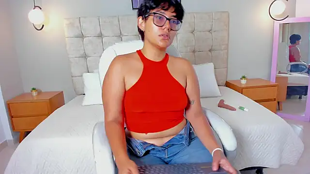 roxy sweet18 online show from 04.07.26