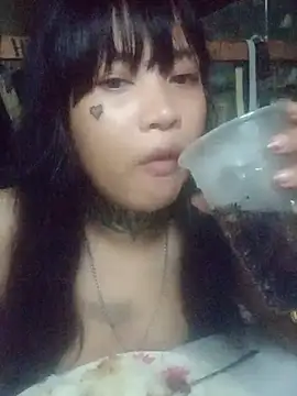 Snapshot of XShihoniLahgi chatting on 06.14.26 XShihoniLahgi online show from 06.14.26