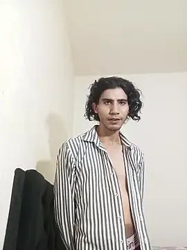 Snapshot of Alex_rose777 chatting on 04.09.26 Alex rose777 online show from 04.09.26