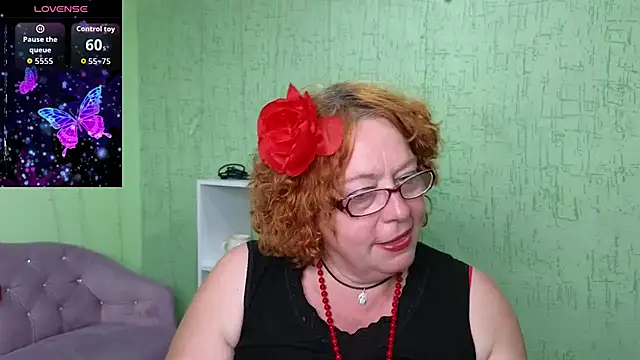 Snapshot of Fara_Flutte chatting on 07.09.26 Fara Flutte online show from 07.09.26