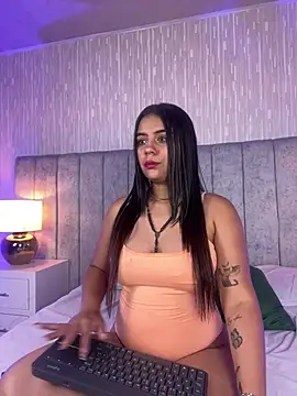 Lyaa 606 online show from 04.10.26