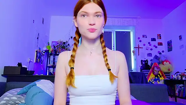 Snapshot of Annaroxann chatting on 06.20.26 Annaroxann online show from 06.20.26
