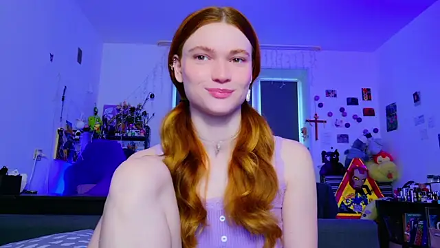 Snapshot of Annaroxann chatting on 06.26.26 Annaroxann online show from 06.26.26